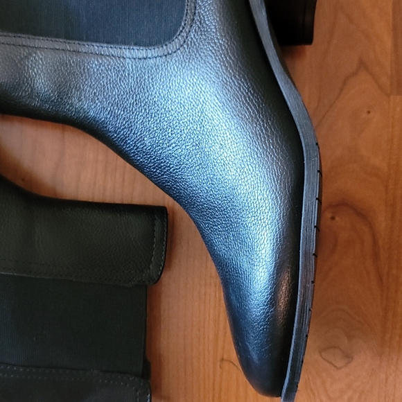 REACTION KENNETH COLE Salt Leather Chelsea Boot Size 8.5 - Picture 7 of 10